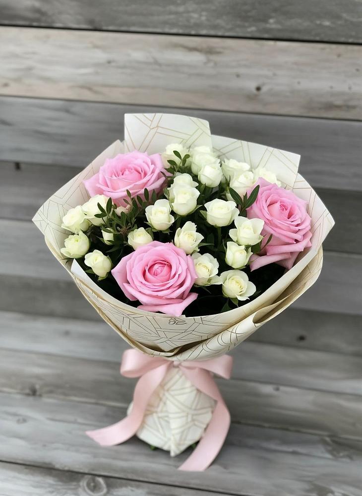 Букет цветов из: Розы в Поселок дачного хозяйства Архангельское
