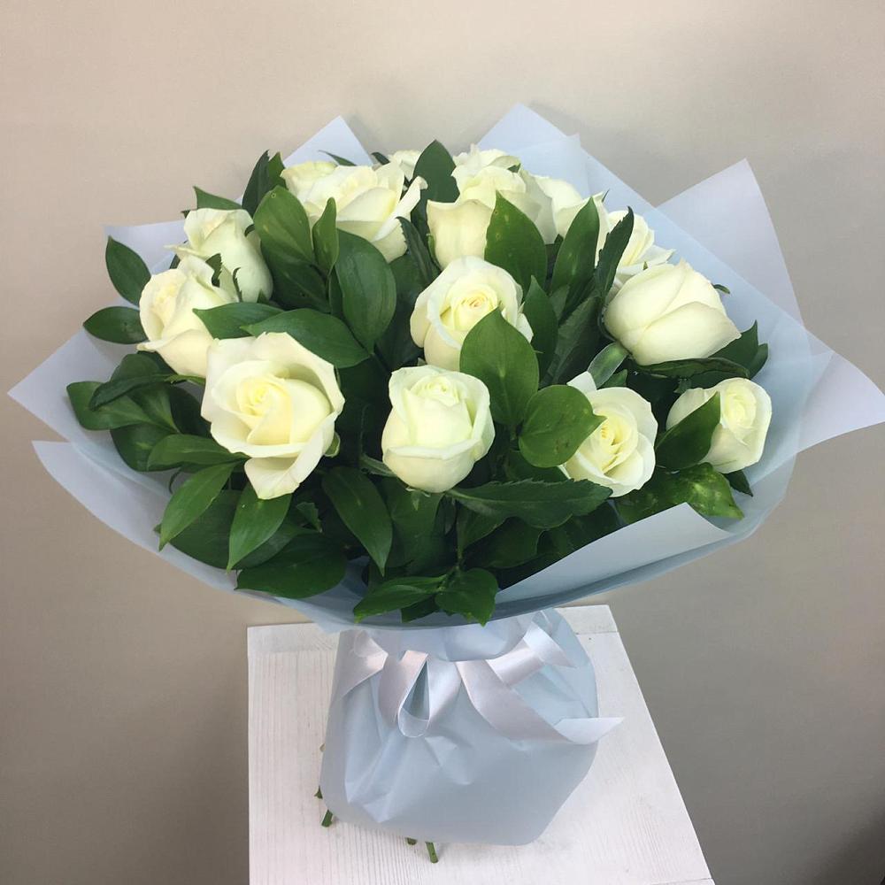 Букет 15 Белых роз Проуд в Поселок дачного хозяйства Архангельское