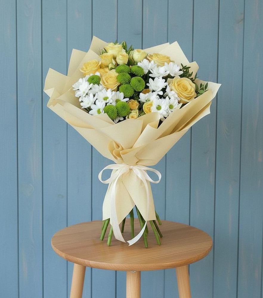 Букет цветов из: Хризантемы и Розы в Поселок дачного хозяйства Архангельское