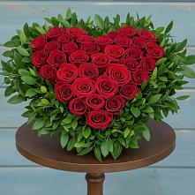 Цветочная композиция из Розы в виде сердца в Поселок дачного хозяйства Архангельское