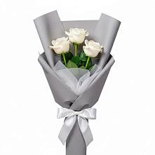Букет 3 белые розы в Поселок дачного хозяйства Архангельское