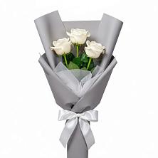 Букет 3 белые розы в Поселок дачного хозяйства Архангельское