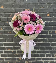Букет цветов из:  Герберы и Хризантемы #REPLACE_PRED# Поселок дачного хозяйства Архангельское