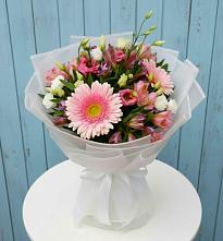 Букет цветов из:  Герберы, Альстромерии и Лизиантусы #REPLACE_PRED# Поселок дачного хозяйства Архангельское