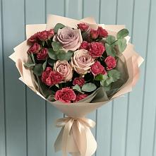 Букет цветов из:  Гвоздики и Розы #REPLACE_PRED# Поселок дачного хозяйства Архангельское